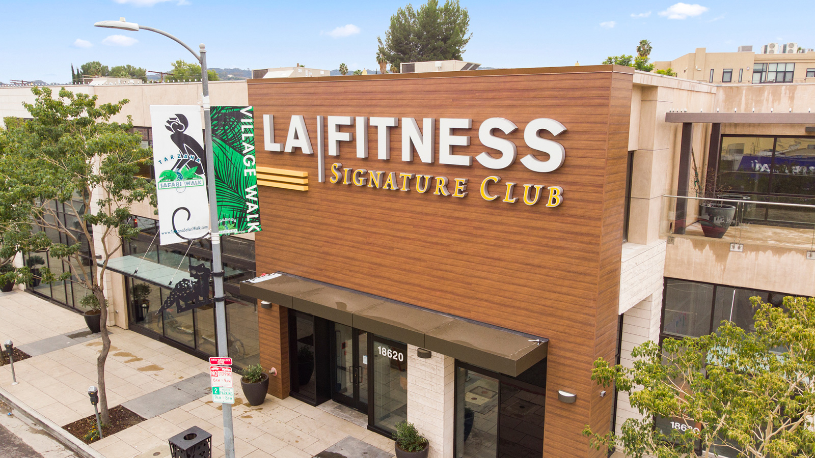 LA Fitness - Tarzana, CA